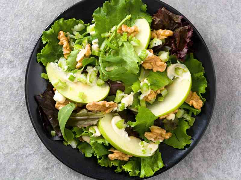 Apple salad